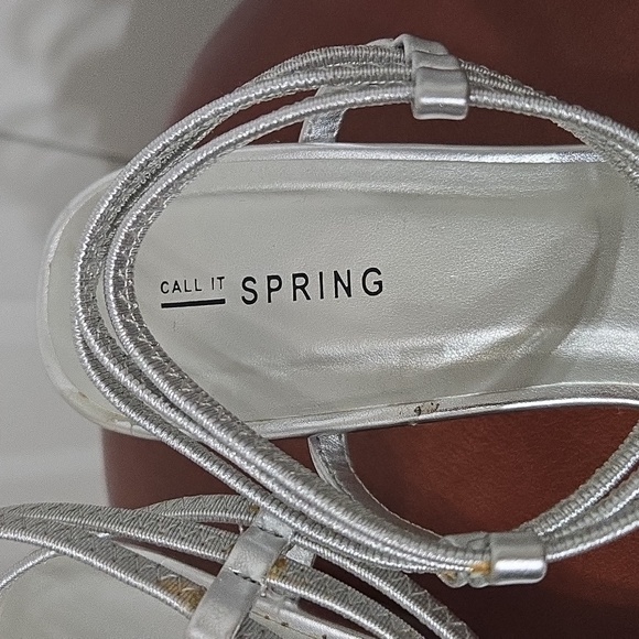 CALL IT SPRING Silver Rhinestone Wedge Sandals Sz 7 - Picture 4 of 8